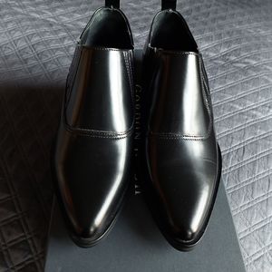 Hecho-En Portual Shoes From Spain New Never Worn Black Size 9.